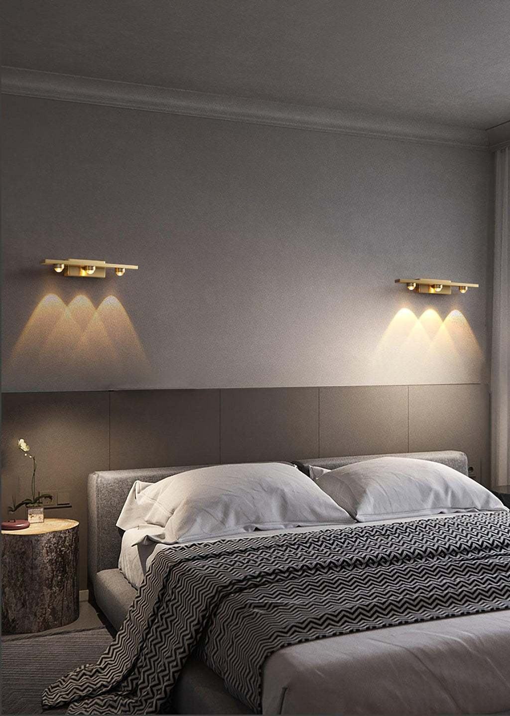 Compact Brass Glass LED Wall Light / L 23.6″ x W 2.4″ x H 1.9″ Set Of 2 / Brass & Transparent / Warm White