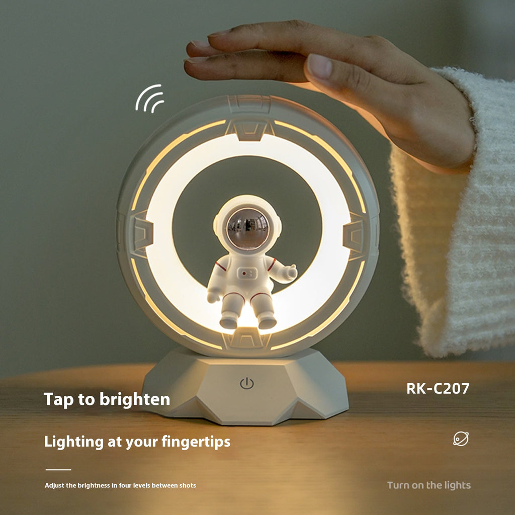 Astronaut LED Night Light