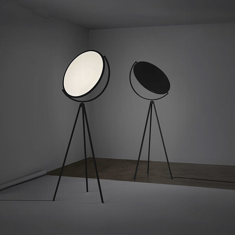 Modern Tripod LED Floor Lamp / Small 25W / EU